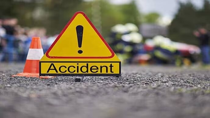 4 killed, 7 injured as car collides with bus in Assam’s Goalpara