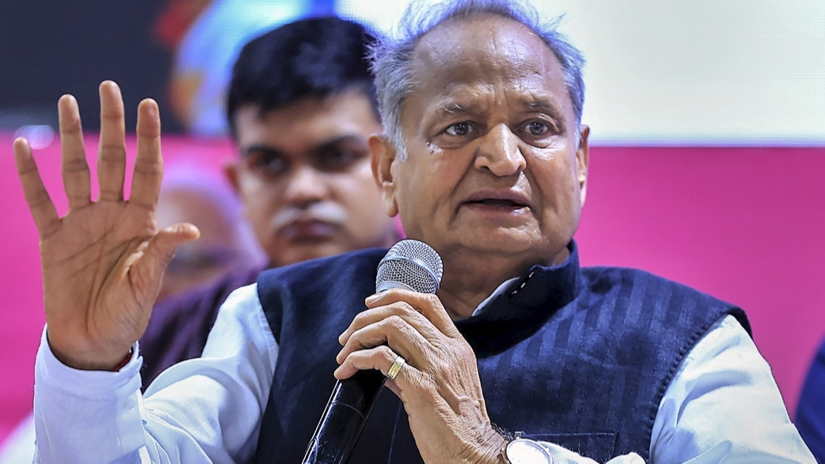 Ashok Gehlot’s son summoned, searches at party leader’s premises ahead of polls