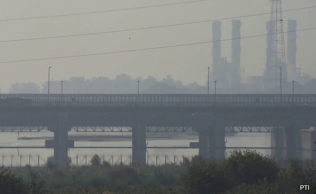 Delhi Air Quality ‘Very Poor’ Despite AAP’s 15-Point Action Plan