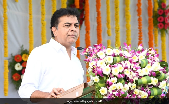 Stitching  Dhotis ,Pyjama : KTR’s Dig At Congress On Chief Minister’s Post