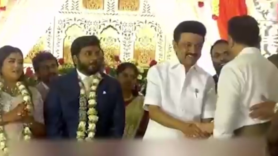 Watch: MK Stalin, actor Kamal Haasan shake hands at a wedding reception