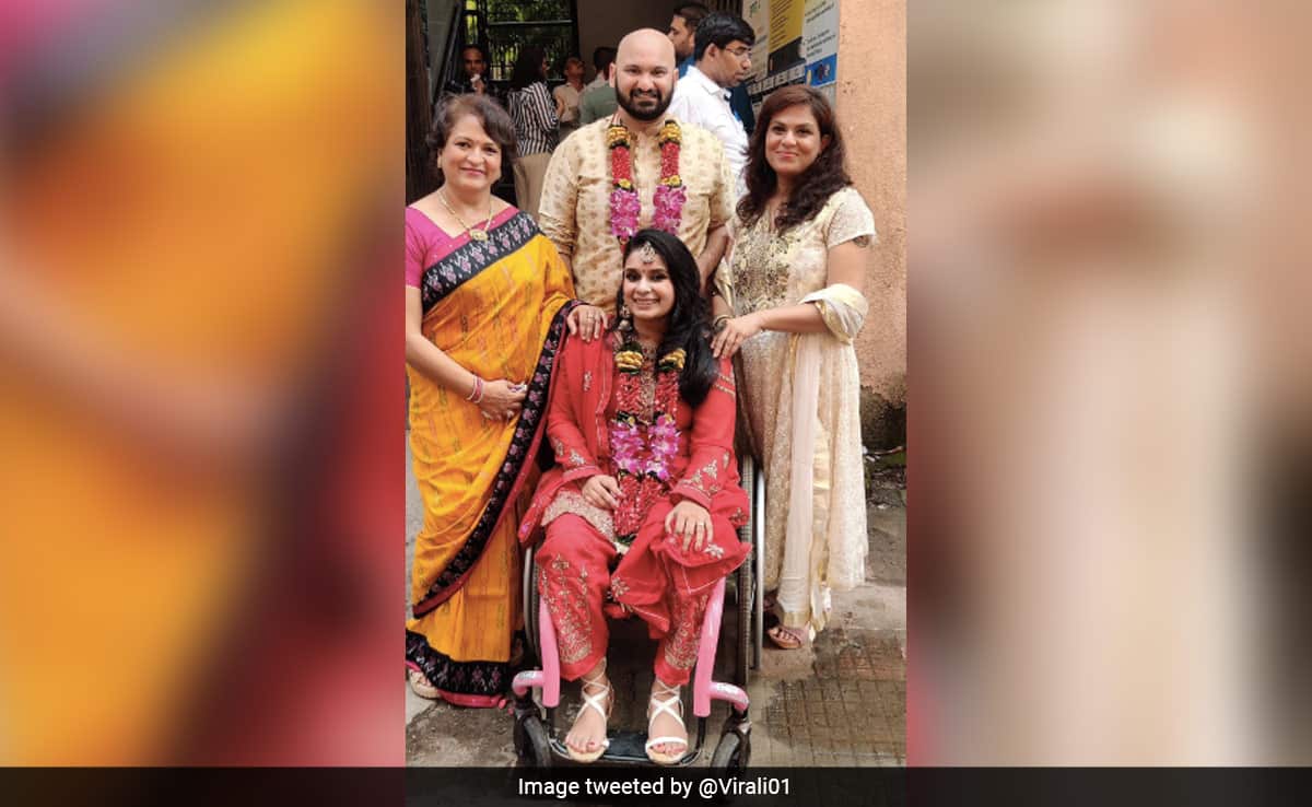 Officer Tells Woman On Wheelchair To Go To His 2nd Floor Office, Suspended