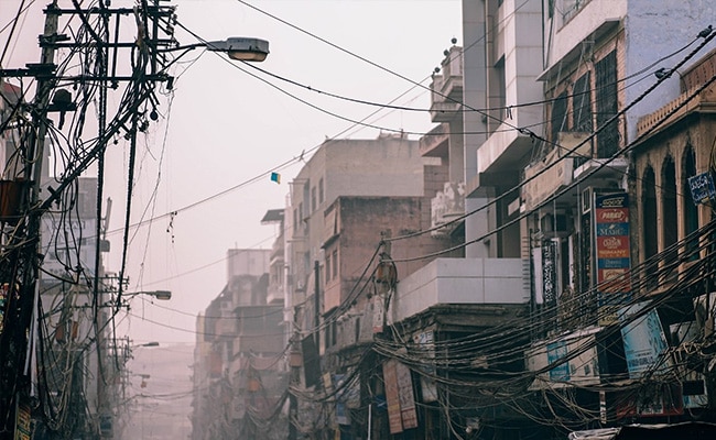 Rain Brings Down Delhi’s Pollution Levels, But Air Quality Remains Poor