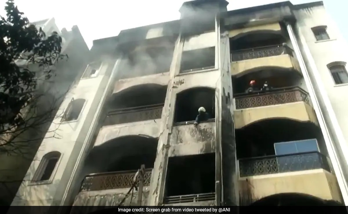 9 Dead In Hyderabad Building Fire That Began From Godown Storing Oil Drums