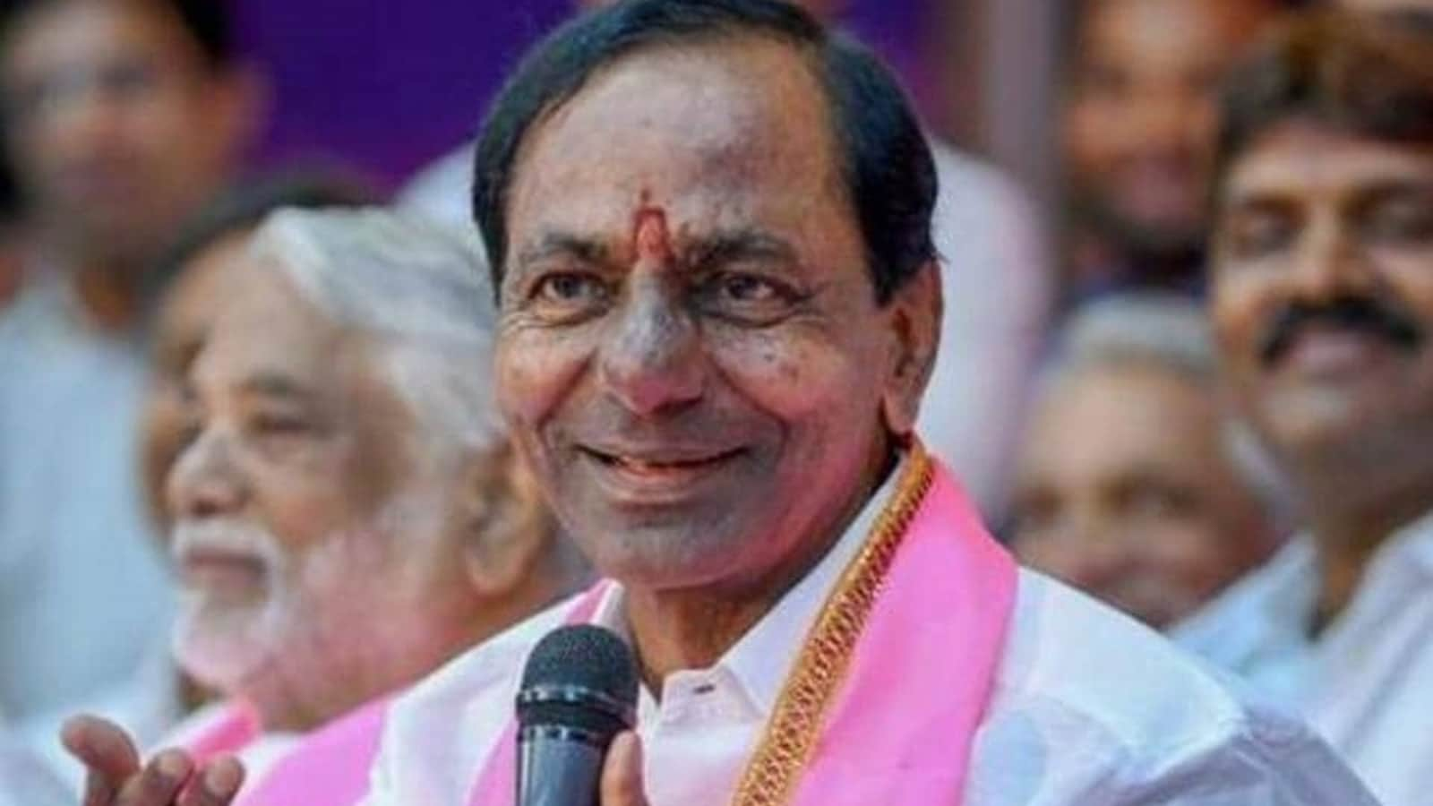 Setback for KCR, election commission asks Telangana govt to stop disbursements under Rythu Bandhu Scheme