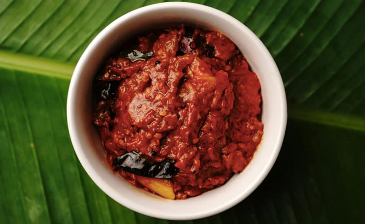 Internet Loves Australian Chef Gary Mehigan’s Way Of Making Red Chutney