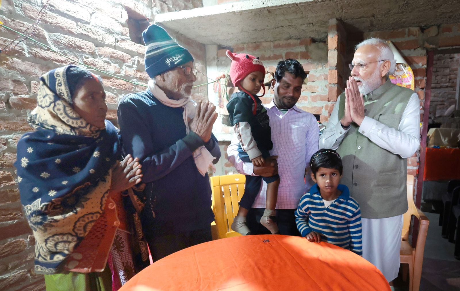 On Ayodhya Visit, PM’s Detour For Tea At Welfare Scheme Beneficiary’s Home