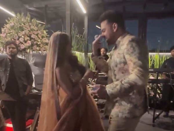 Watch: Arbaaz Khan serenades Sshura Khan with Tere Mast Mast Do Nain in an unseen video