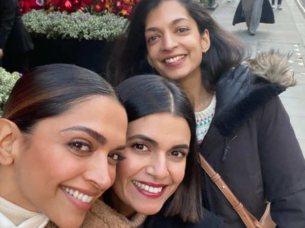 Deepika Padukone enjoys her vacation in London with BFFs