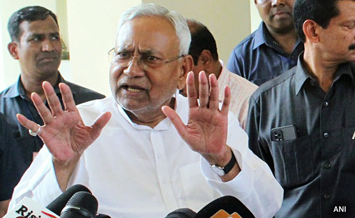 Amid Talks Of Flip-Flop, Nitish Kumar’s “Mar Jana Qabool Hai” Video Viral