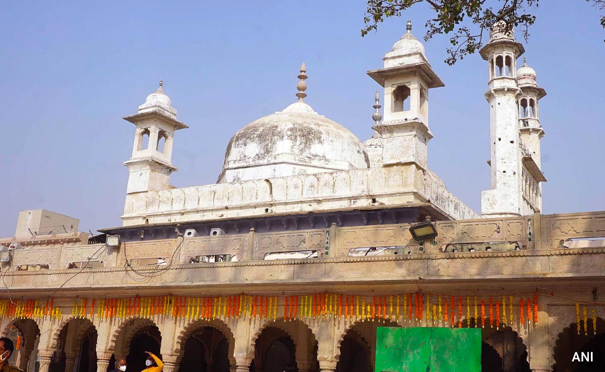 Hindus Allowed To Worship In Sealed Basement Of Varanasi’s Gyanvapi Mosque