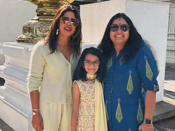 Fan calls Priyanka Chopra Jonas extremely down-to-earthâ as she poses with the actress in a temple