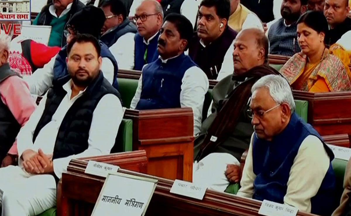 “Are We Here To Entertain You?” Tejashwi Yadav’s Takedown Of Nitish Kumar