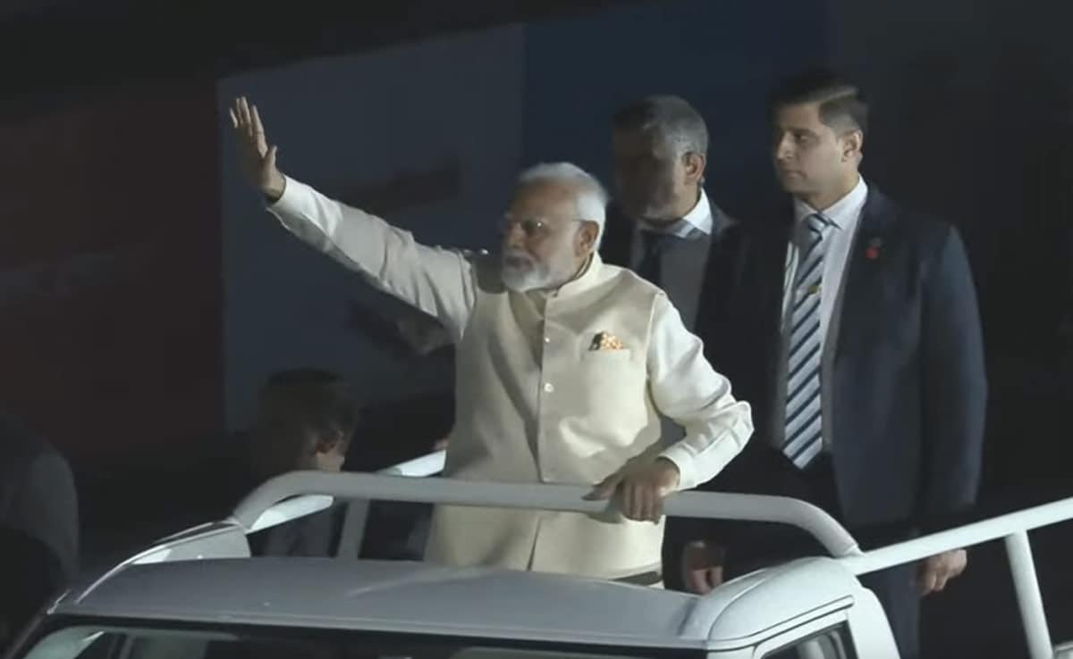 PM’s “Third Term” Pitch, South Push At Grand ‘Ahlan Modi’ Event In UAE