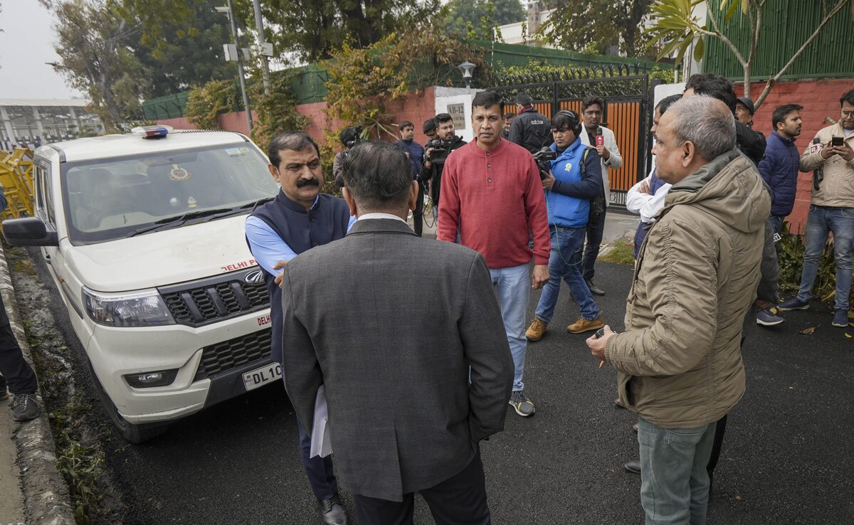 Cops At Atishi’s Home With Notice After AAP Alleges Attempt To Poach MLAs