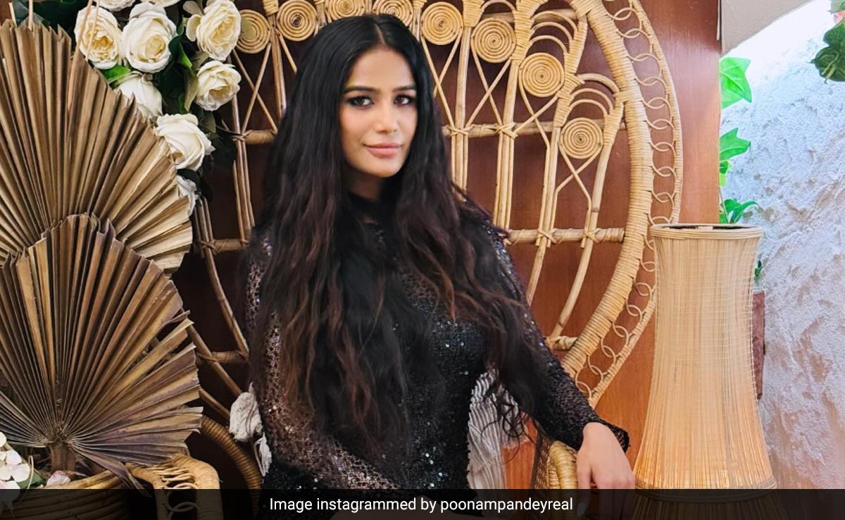 Poonam Pandey Says “Didn’t Die Of Cervical Cancer”, Day After “Death” Post