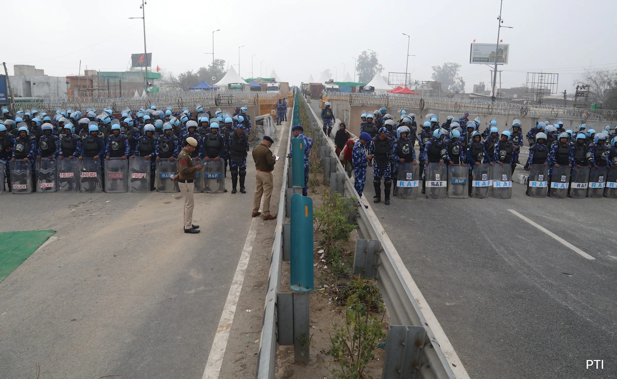 Farmers Say Won’t March To Delhi For 2 Days, 1 Dead During Protest