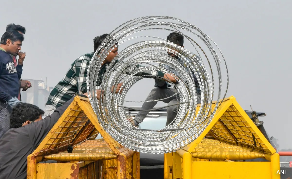 “Meeting With Centre Tomorrow, Won’t Push Forward Until Then”: Farmers “Meeting With Centre Tomorrow, Won’t Push Forward Until Then”: Farmers