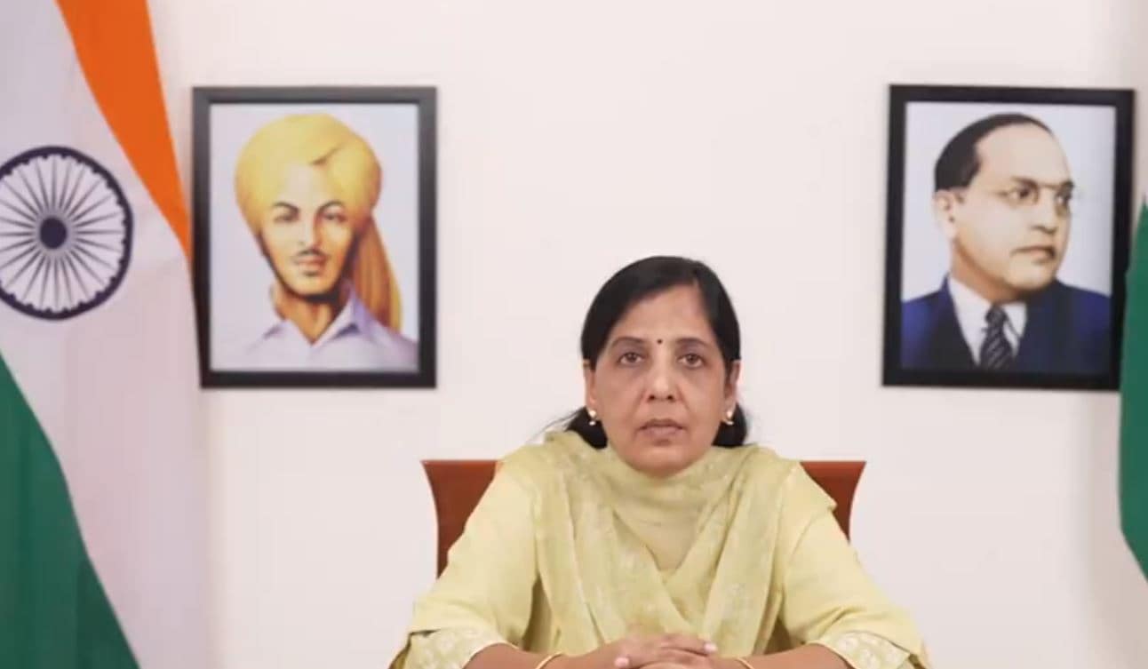 “He’ll Reveal In Court Where Money Is”: Arvind Kejriwal Wife’s Big Claim