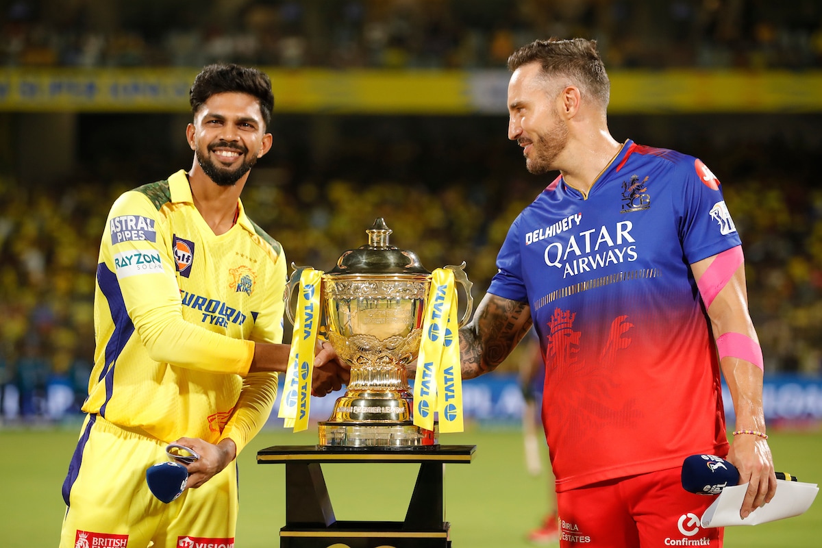 IPL Live: RCB Skipper Du Plessis Opts To Bat vs CSK; Dhoni In Playing XI