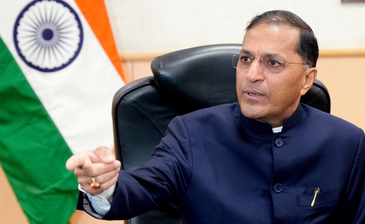 Arun Goel Cited “Personal Reasons” In Resignation Letter: Sources