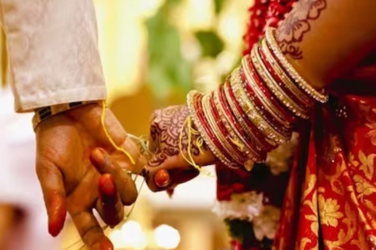 Wearing ‘Sindoor’ Religious Duty of Woman as it Shows She is Married: Indore Family Court