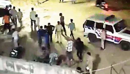 Namaz row: Cops gave safe passage to rioters, allege int’l students