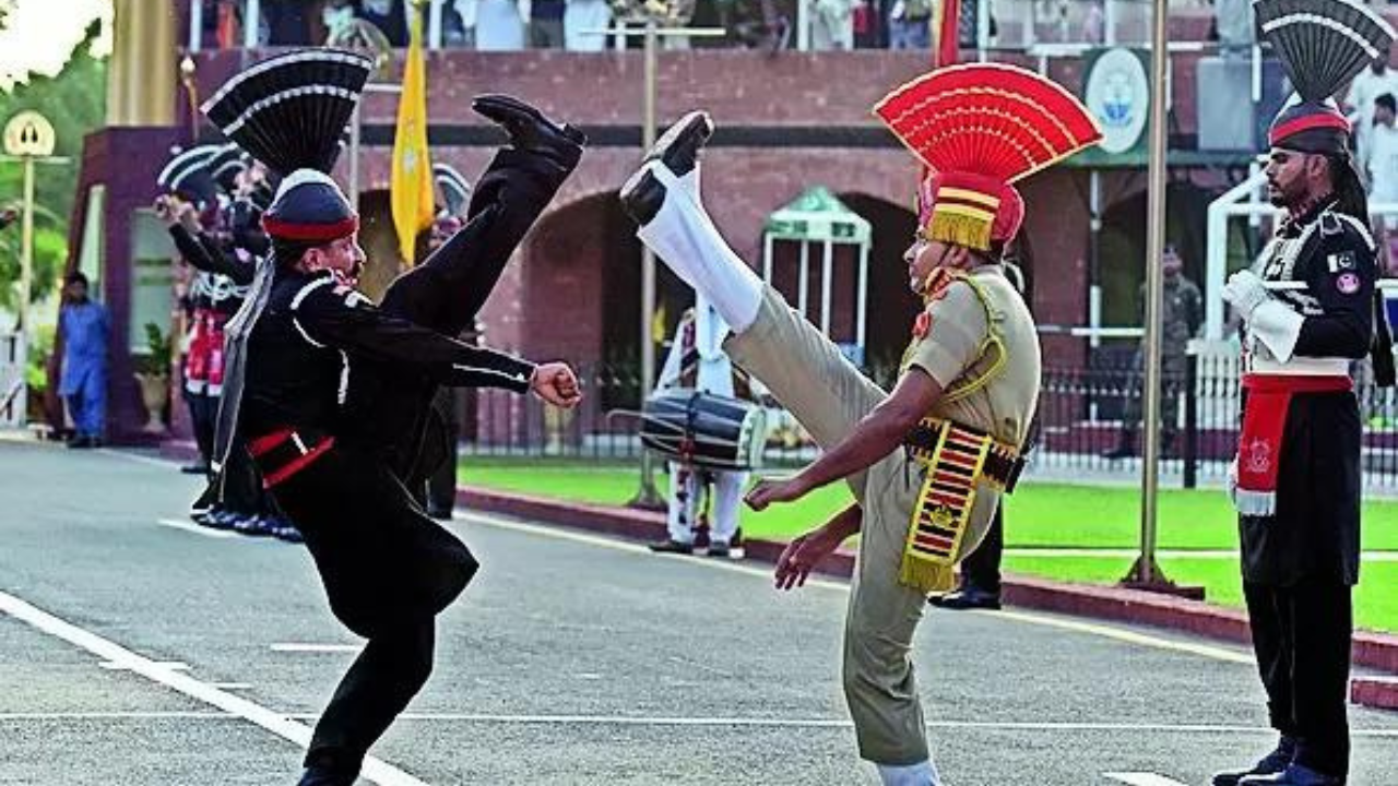 Ready to consider resuming India trade ties: Pak minister