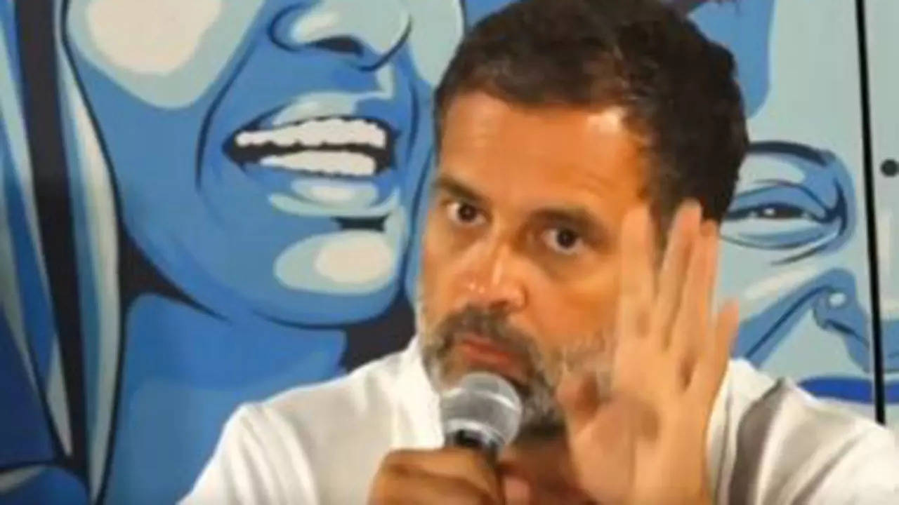 Rahul warns CBI, ED of ‘strong action’ whenever BJP govt changes