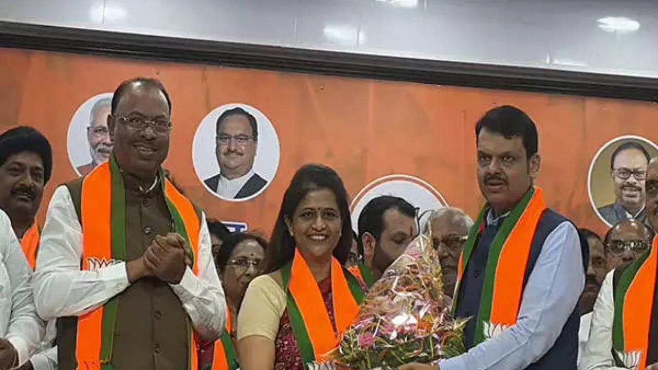 Veteran Congress leader Shivraj Patil’s daughter-in-law joins BJP