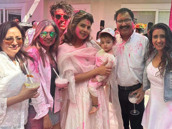 Inside Priyanka Chopra Jonas and Nick Jonasâ colour-filled Holi with Malti Marie