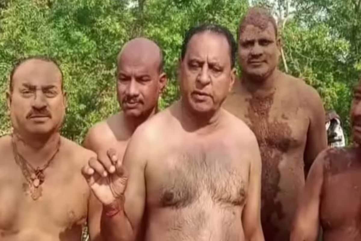 Why This Telangana Yoga Guru Advocates Mud Therapy For Holistic Wellness And Healing