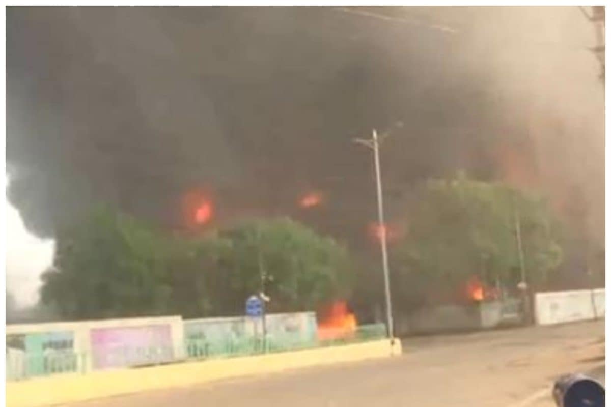 Panic Grips As Massive Fire Breaks Out At Fire Distribution Company in Raipur’s Kota