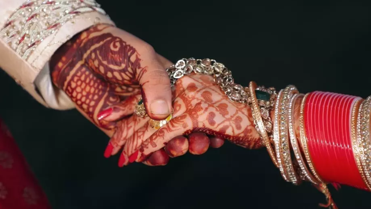 Wedding crasher: Polls in peak shaadi season trigger taxi rush