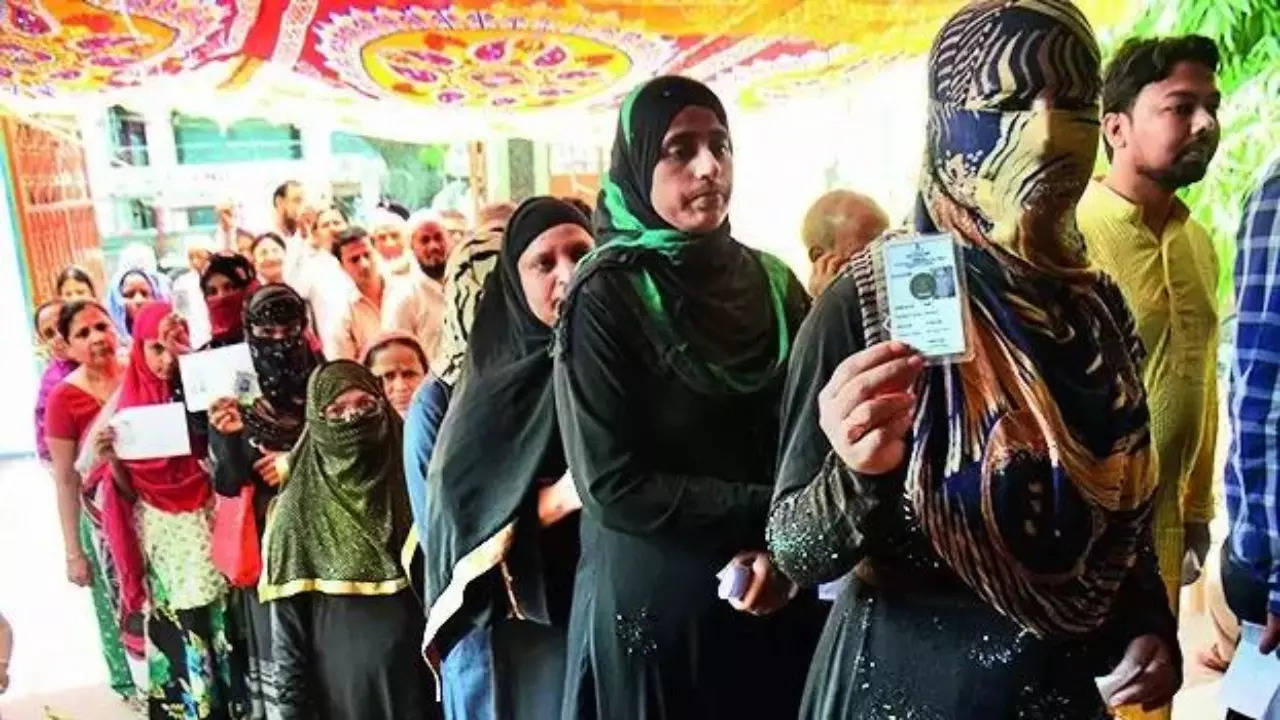 LS polls: Why Darul Uloom, Shahi Imam, other clerics are wary of issuing appeals