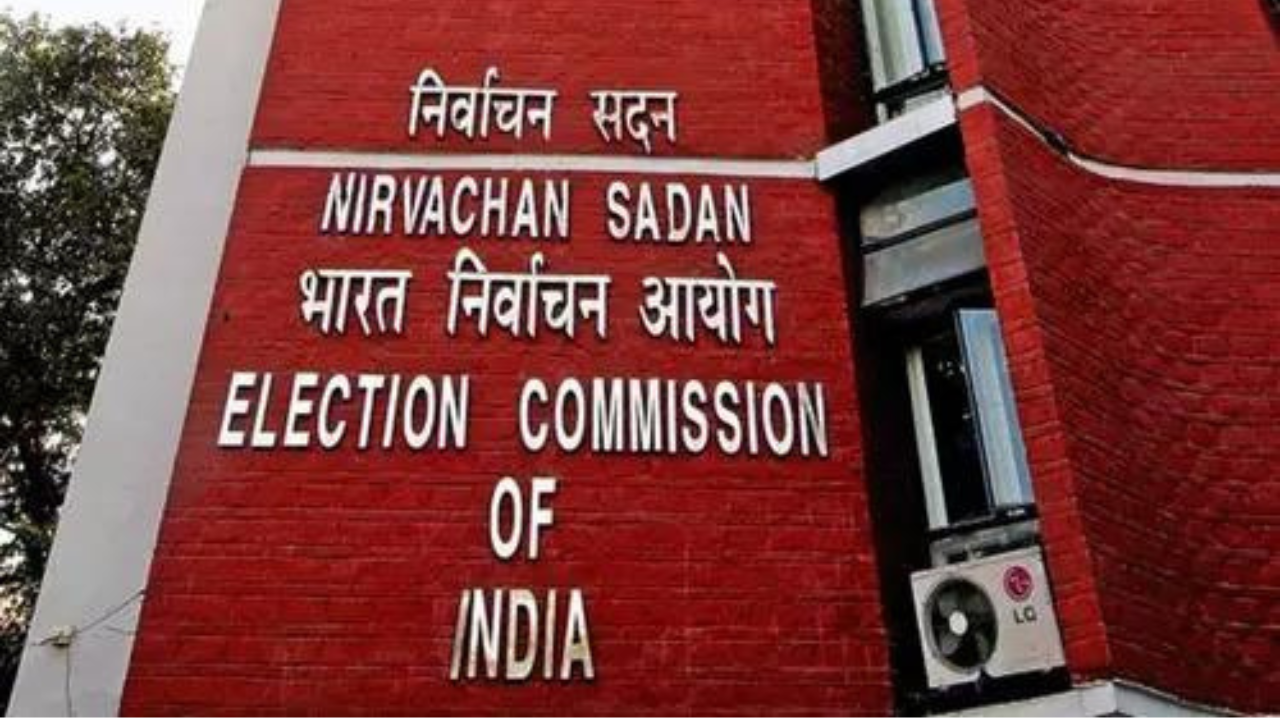 ECI makes highest every seizure of inducements before LS poll
