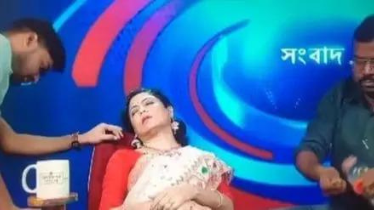 TV anchor faints in ‘hot studio’ while presenting weather news