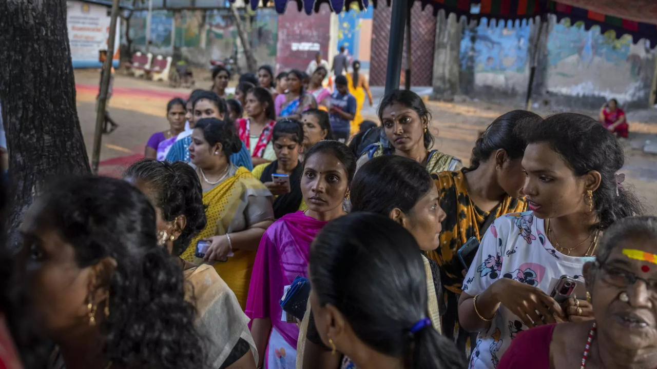 Lok Sabha polls: Worried over dip in voting, EC plans to boost turnout