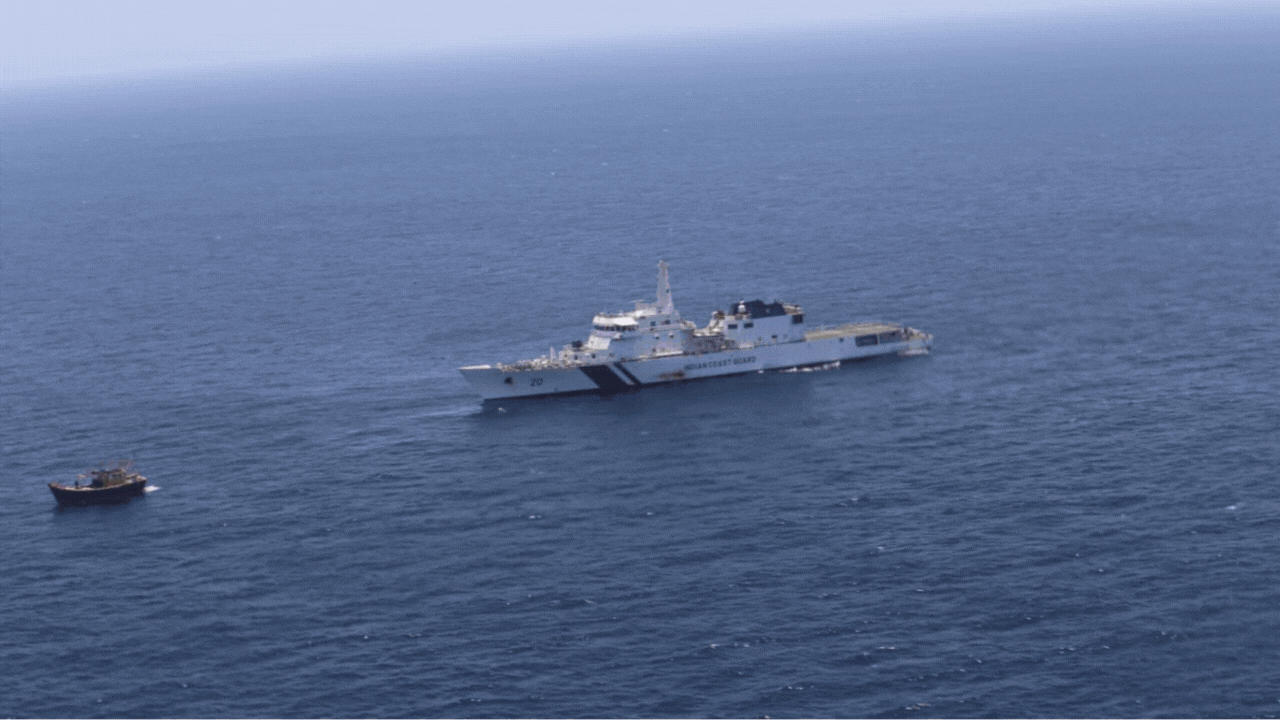 173kg of drugs seized off west coast, 2 held