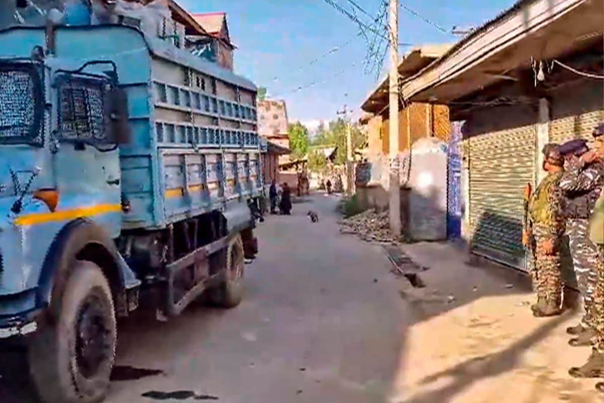 NIA Raids 9 Locations in J&K Terror Conspiracy Case; Premises of ‘Hybrid Terrorists, OGWs’ Searched