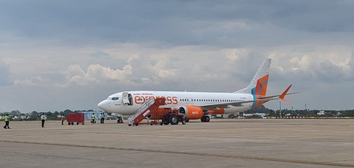 Bengaluru-Bound Air India Express Plane Makes Emergency Landing In Tamil Nadu Bengaluru-Bound Air India Express Plane Makes Emergency Landing In Tamil Nadu
