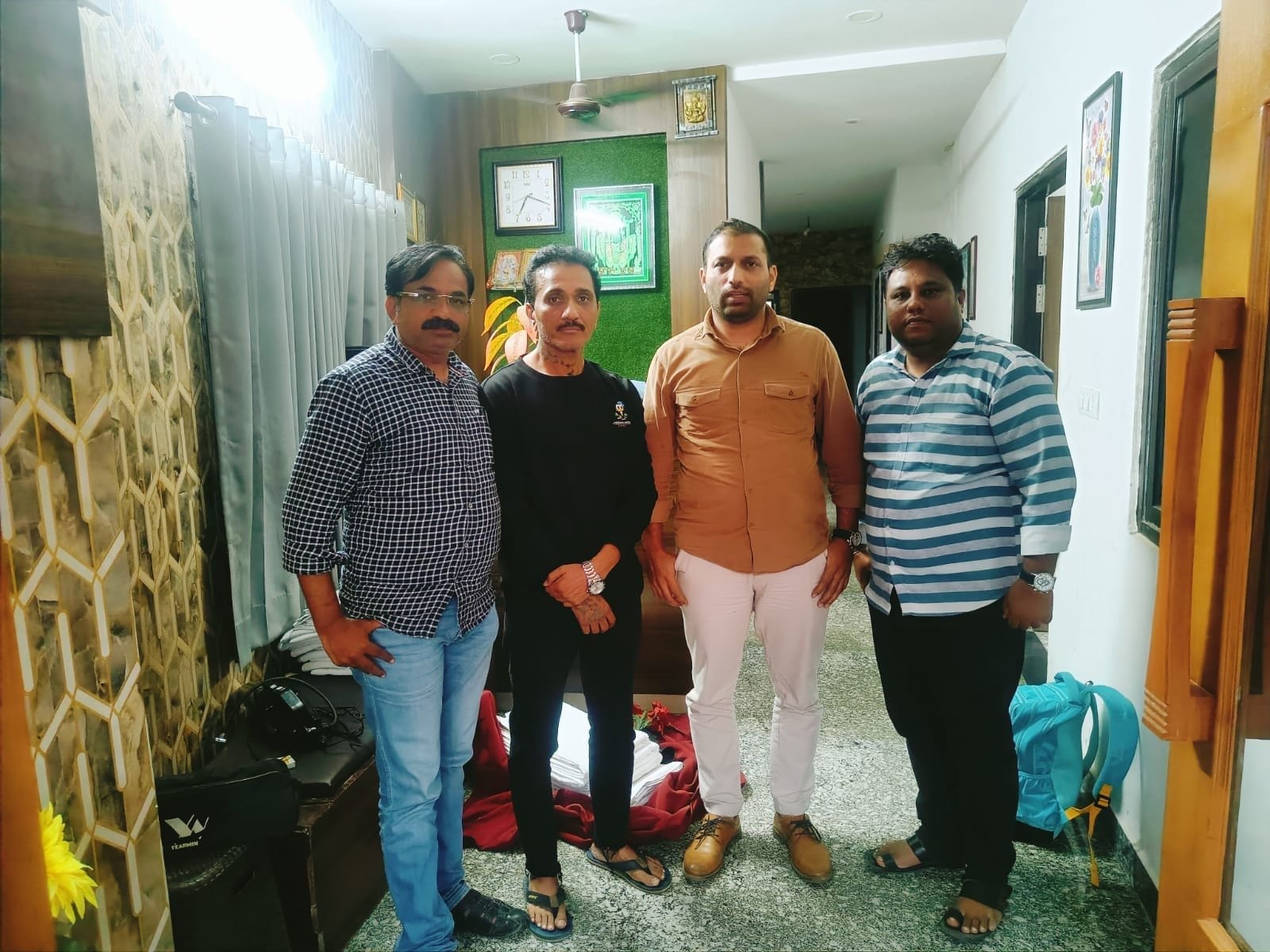 Mumbai Police’s Secret Operation To Catch Billboard Collapse Accused Mumbai Police’s Secret Operation To Catch Billboard Collapse Accused