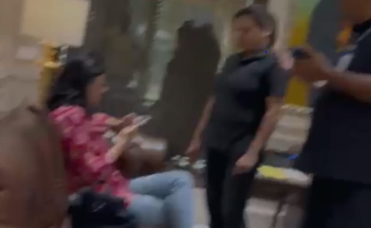 Amid Swati Maliwal Row, New Video From Arvind Kejriwal’s Residence Goes Viral Amid Swati Maliwal Row, New Video From Arvind Kejriwal’s Residence Goes Viral