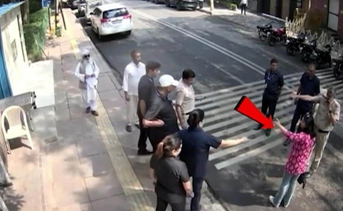 New CCTV Footage Shows Swati Maliwal Walking Out Of Arvind Kejriwal’s Home New CCTV Footage Shows Swati Maliwal Walking Out Of Arvind Kejriwal’s Home