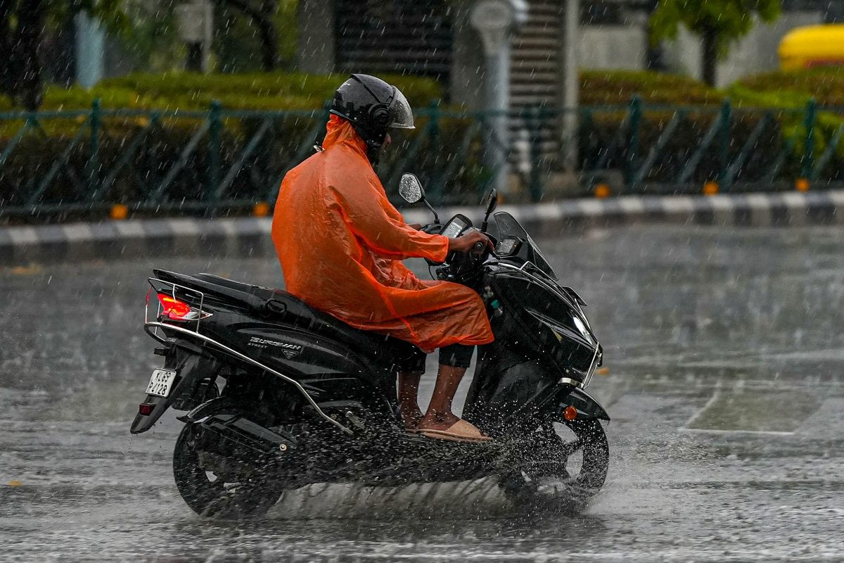 Relief From Sweltering Heat In Bengaluru, Heavy Rainfall In Rainfall Northeast | Weather Updates Relief From Sweltering Heat In Bengaluru, Heavy Rainfall In Rainfall Northeast | Weather Updates