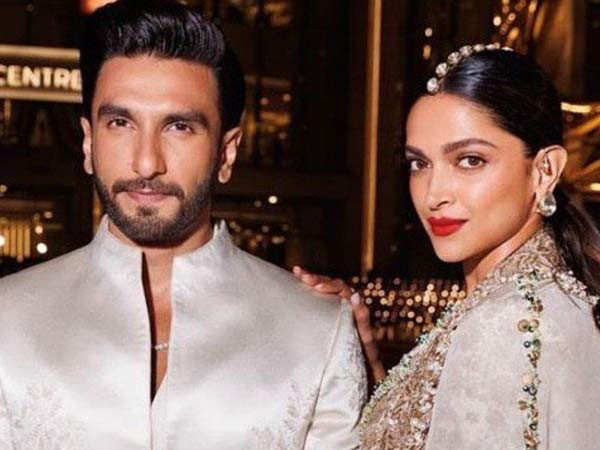 Deepika Padukones baby bump shows in this unseen photo with Ranveer Singh Deepika Padukones baby bump shows in this unseen photo with Ranveer Singh