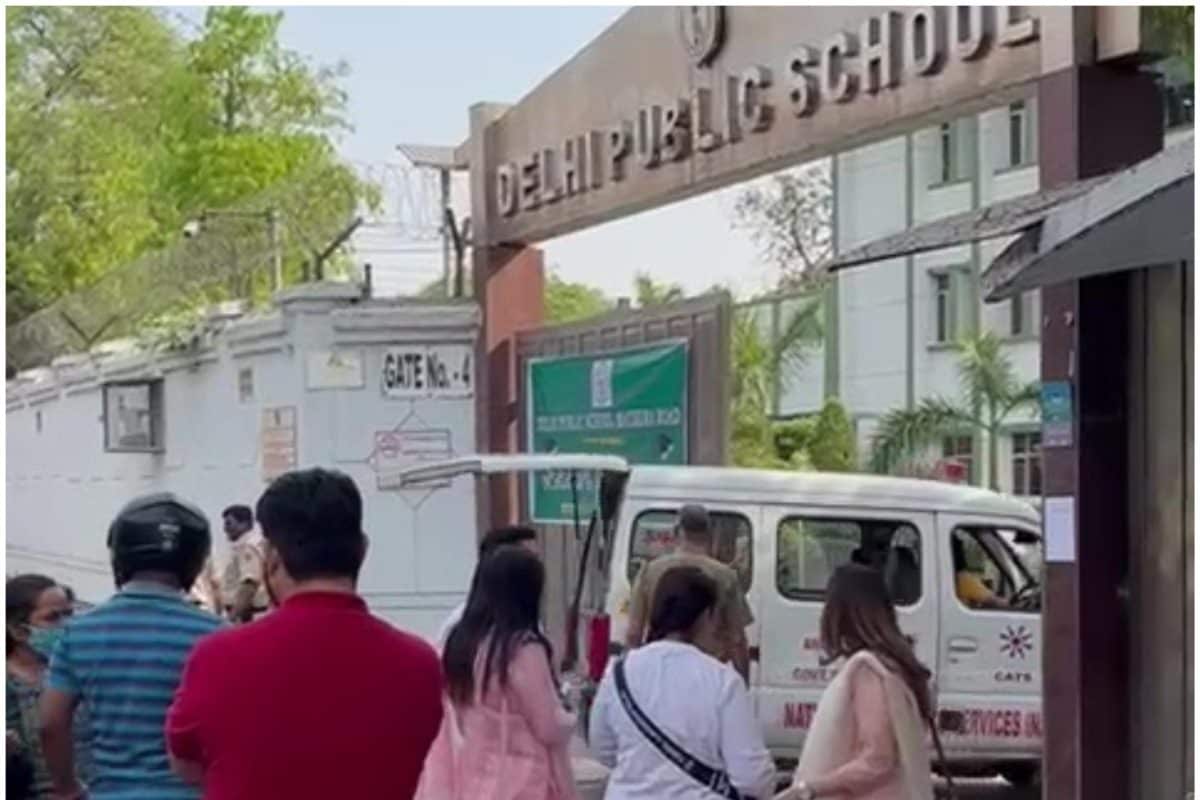 Bomb Hoax: Centre Presses On Enhanced Security, Detailed Protocols In Delhi Schools, Urges Email Monitoring Bomb Hoax: Centre Presses On Enhanced Security, Detailed Protocols In Delhi Schools, Urges Email Monitoring