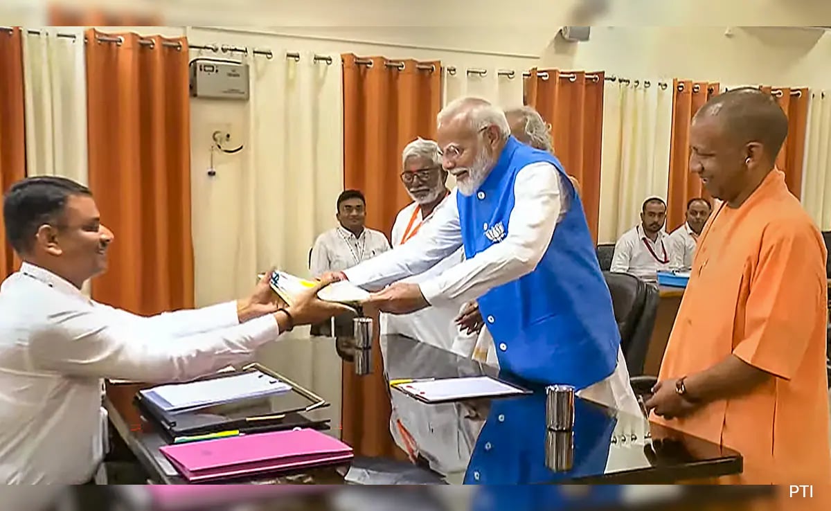 PM Modi Files Nomination From Varanasi, Then A Massive Show Of Strength PM Modi Files Nomination From Varanasi, Then A Massive Show Of Strength