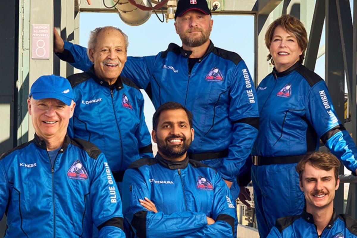 Gopi Thotakura Becomes 1st Indian Space Tourist on Blue Origin’s Private Astronaut Launch Gopi Thotakura Becomes 1st Indian Space Tourist on Blue Origin’s Private Astronaut Launch