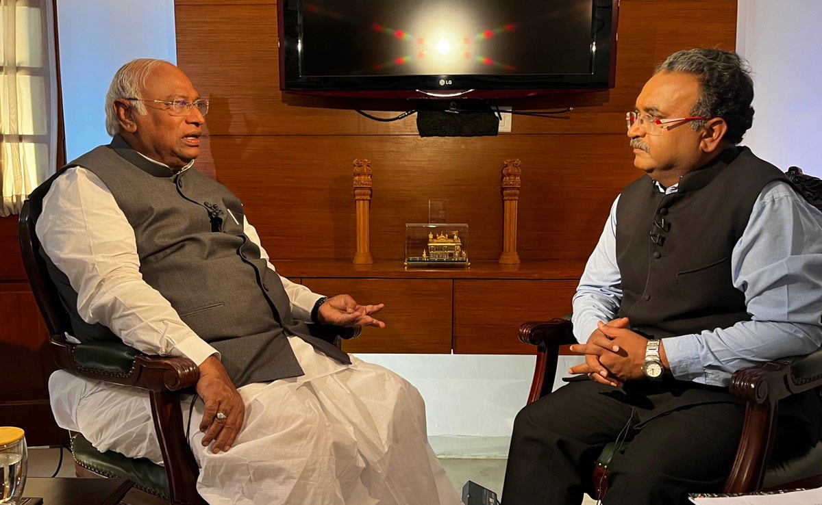 “What Are They In BJP?”: M Kharge On Rahul Gandhi Aides Who Defected “What Are They In BJP?”: M Kharge On Rahul Gandhi Aides Who Defected